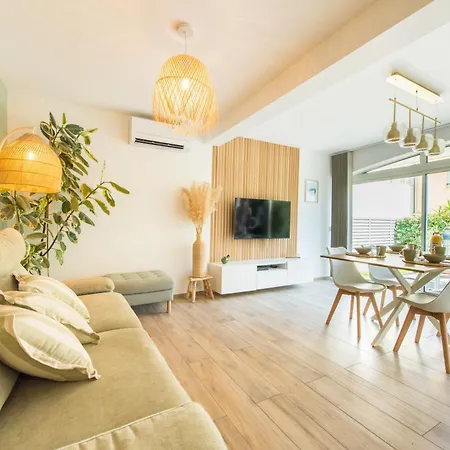 Le Patio - T2 Wonderful - 150m - Clim - Parking Prive - Wifi *