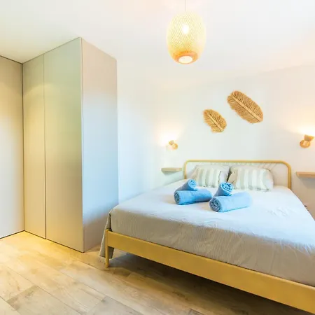 Le Patio - T2 Wonderful - 150m - Clim - Parking Prive - Wifi דירה